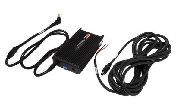 Adaptateur d'alimentation 120W avec câbles et indicateur LED.