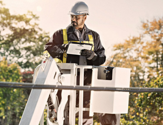 Mobility Solutions for Water & Energy Utilities - Toughbook-Solutions-water-brief